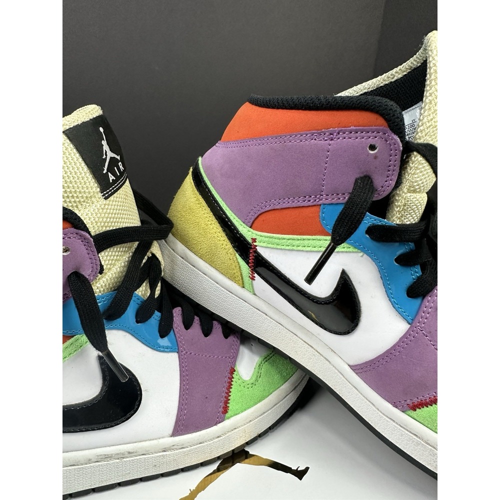 2020 Womens Nike Air Jordan Retro 1 "Lightbulb MID SE Shoes! Size 10 Extra Laces - Picture 9 of 16